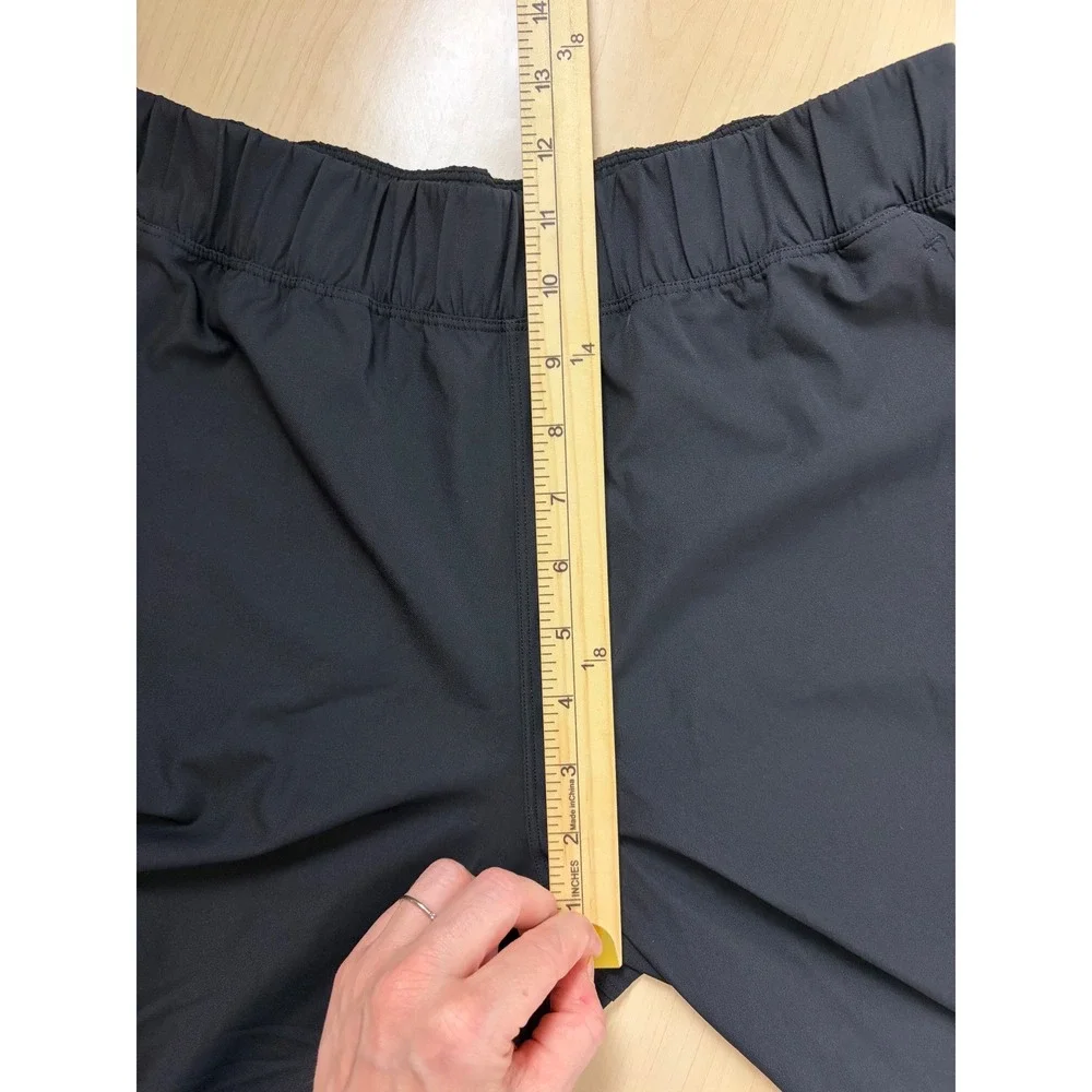 Lululemon Next Move Crop 23 Black Swift Ultra Light Relaxed Fit Pants Size 6